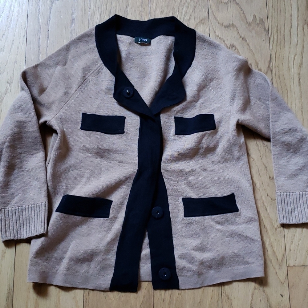 MAKE AN OFFER :) 
J crew cardigan